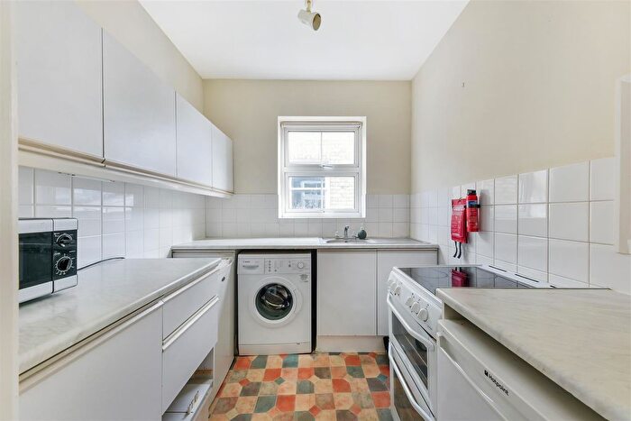 1 Bedroom Flat To Rent In Lilyville Road, Fulham, SW6