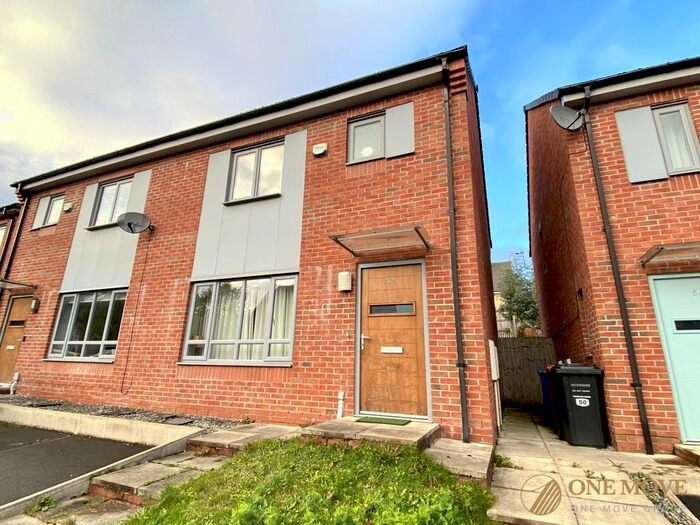 3 Bedroom Semi-Detached House To Rent In Christie Lane, Salford, M7