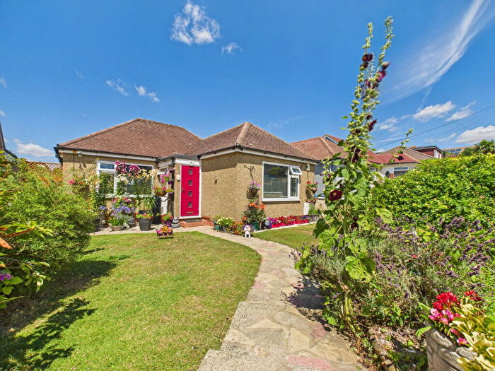 2 Bedroom Detached Bungalow For Sale In Hillrise Avenue, Sompting, Lancing, BN15