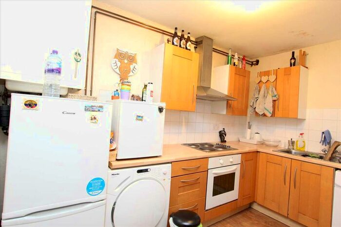 1 Bedroom Flat To Rent In Old Kent Road, London, SE1