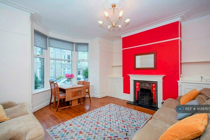 2 Bedroom Flat To Rent In Great Western Place, Aberdeen, AB10