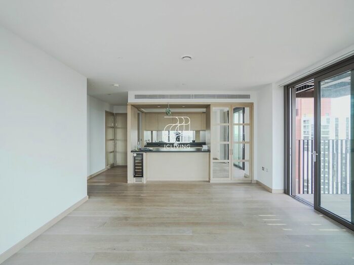3 Bedroom Flat To Rent In Legacy Building, London, SW11