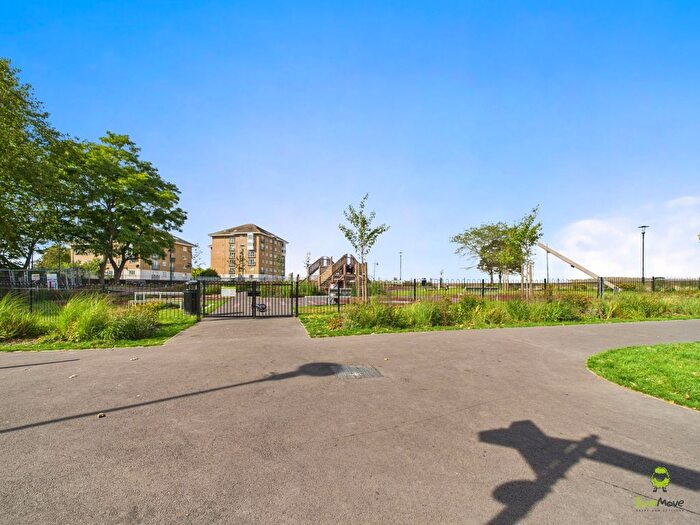2 Bedroom Flat For Sale In Gala Court, Erith High Street, Erith, Kent, DA8
