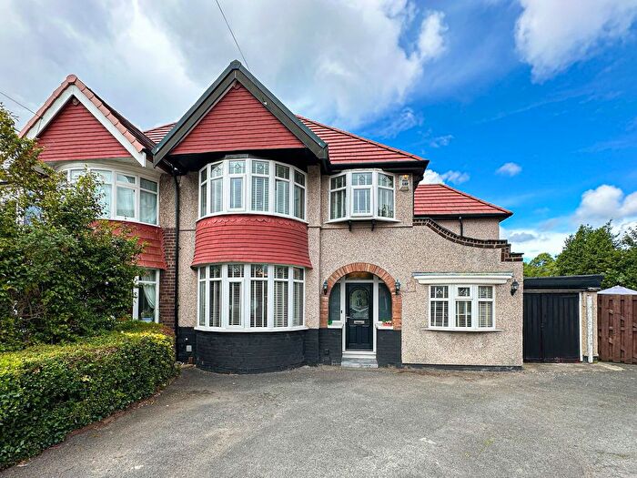 4 Bedroom Semi-Detached House For Sale In Wyndale Close, Liverpool, L18