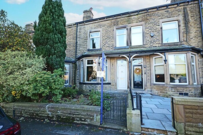 3 Bedroom Terraced House For Sale In Regent Avenue, Colne, BB8