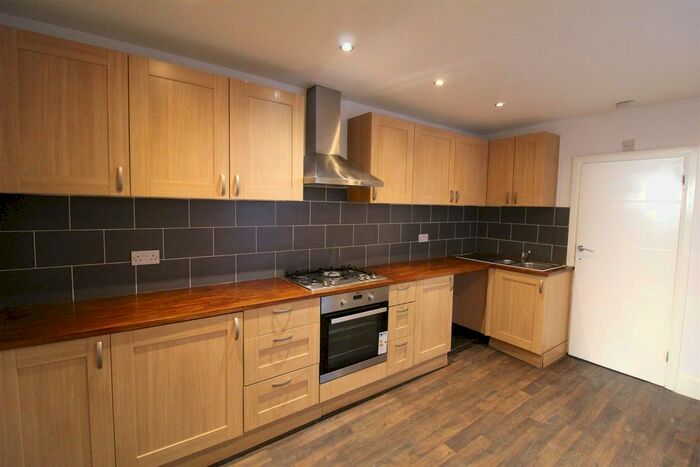 3 Bedroom Terraced House To Rent In Tanfield Road, Croydon CR0