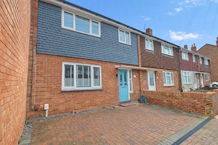 3 Bedroom Terraced House For Sale In Reginald Road, Southsea, PO4
