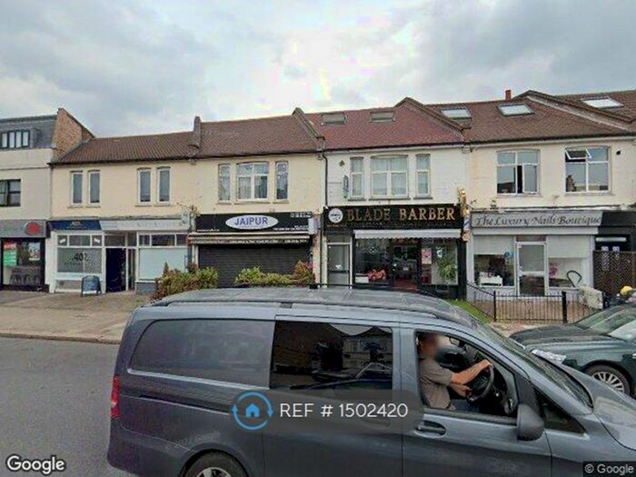 1 Bedroom Flat To Rent In Ground Floor, London, SW19