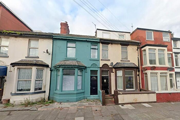 5 Bedroom Terraced House For Sale In , Livingstone Road, Blackpool, FY1