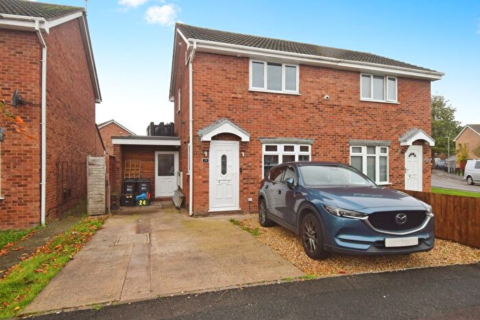 Semi-Detached House For Sale In Hampton Close, Bridgwater, Somerset, TA6