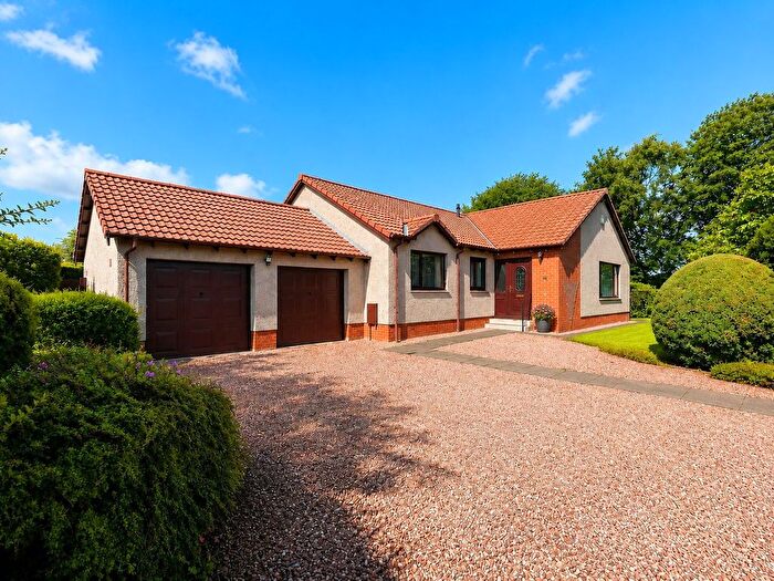 3 Bedroom Detached Bungalow For Sale In Renton Drive, Kinross, KY13