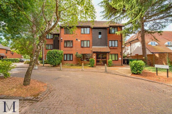 Studio To Rent In Acorn Grove, Hayes, UB3