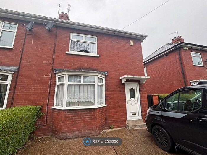 2 Bedroom Semi-Detached House To Rent In Rosedale, Hook, Goole, DN14