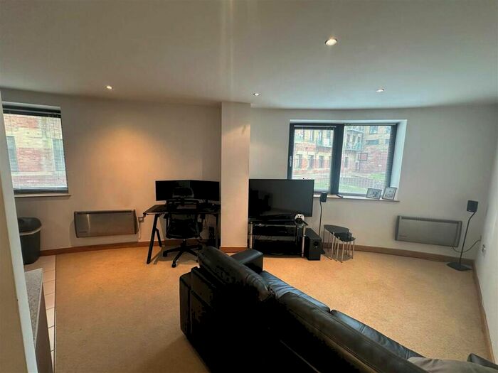 1 Bedroom Apartment For Sale In Salts Mill Road, Shipley, West Yorkshire, BD17