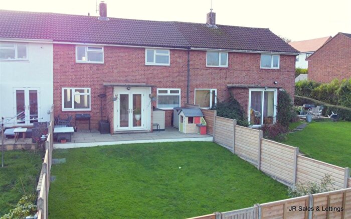 3 Bedroom Terraced House For Sale In Park Road, Northaw, Potters Bar, EN6