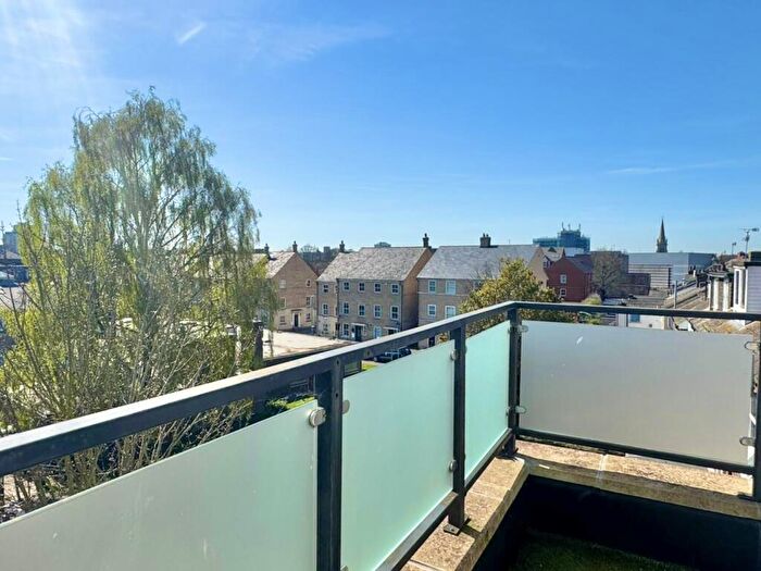 1 Bedroom Flat To Rent In Woodbridge Road, IP4