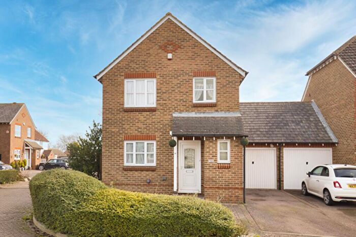 3 Bedroom Detached House For Sale In Mariners Lea, Broadstairs, Kent, CT10
