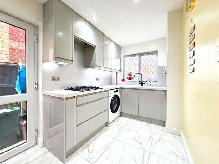 4 Bedroom Detached House For Sale In Homemead Drive, Bristol, BS4