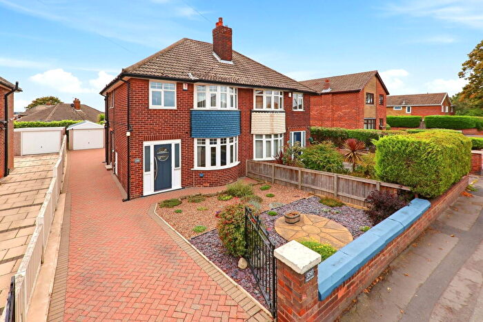 3 Bedroom Semi Detached House For Sale In Wood Lane, Rothwell, Leeds, LS26