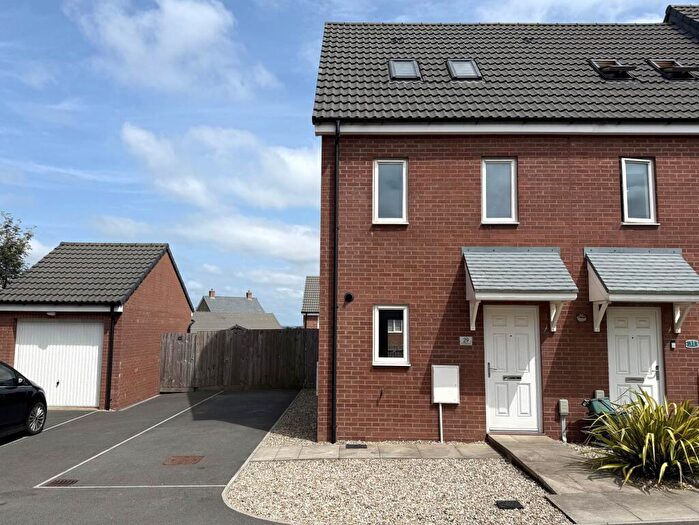 3 Bedroom End Of Terrace House For Sale In Pincombe Road, Bideford, EX39