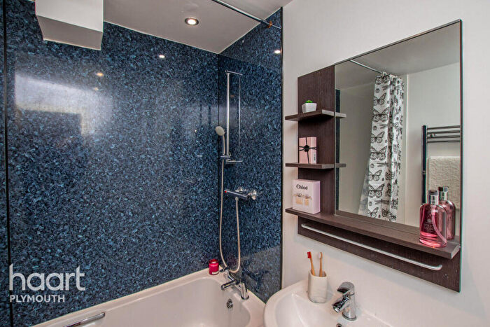 Studio To Rent In Mutley Plain, Plymouth, PL4