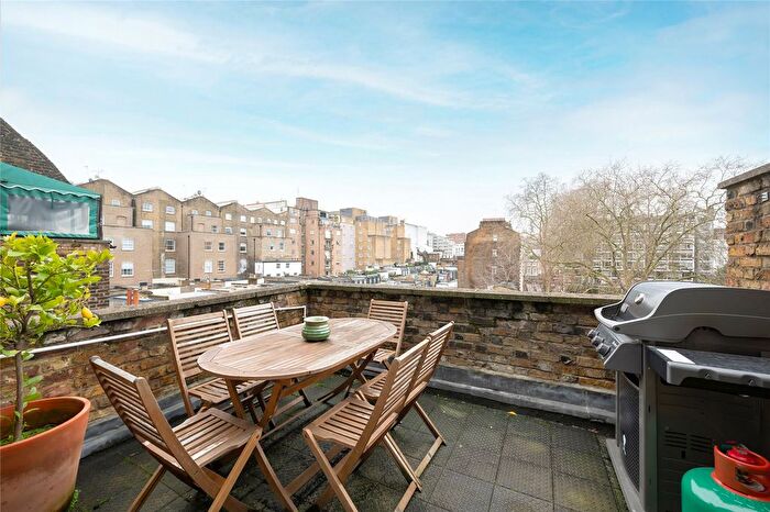 2 Bedroom Flat For Sale In Lancaster Gate, London, W2