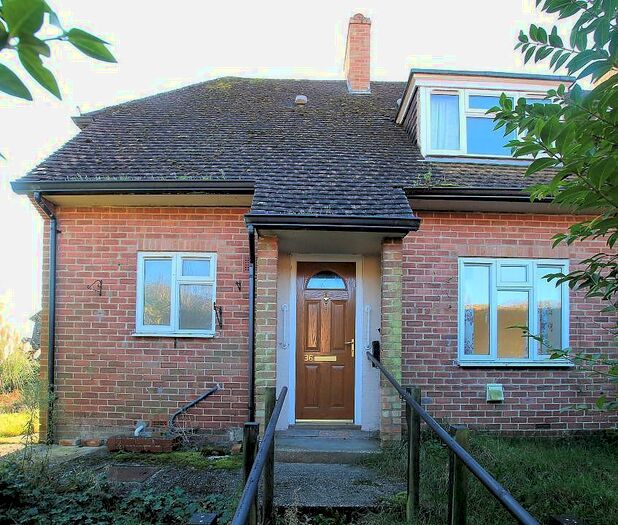 2 Bedroom Semi-Detached House For Sale In Paradise Way, Chapel Row, Reading, Berkshire, RG7