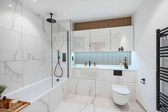 1 Bedroom Flat To Rent In High Road, Wood Green, London, N22