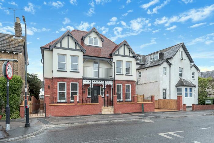 2 Bedroom Apartment To Rent In Norfolk Road, Maidenhead, SL6