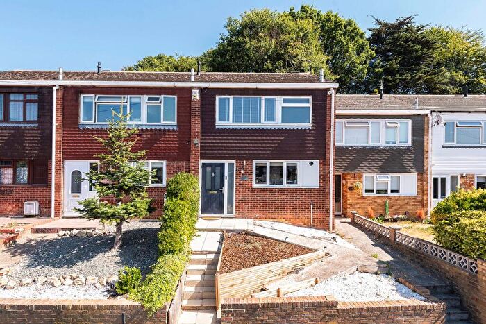3 Bedroom Terraced House For Sale In Penn Lane, Bexley, DA5