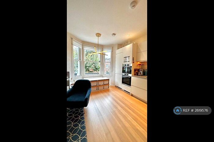 2 Bedroom Flat To Rent In Sherriff Road, West Hampstead, NW6
