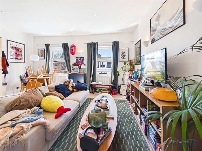 1 Bedroom Flat To Rent In Brighton Road, Surbiton, KT6