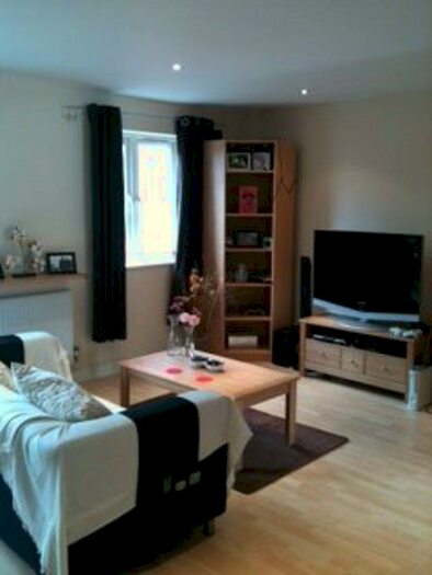 2 Bedroom Flat To Rent In Grace Dieu Court, Loughborough, LE11