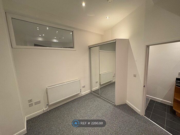 1 Bedroom Flat To Rent In Tavistock Place, Plymouth, PL4