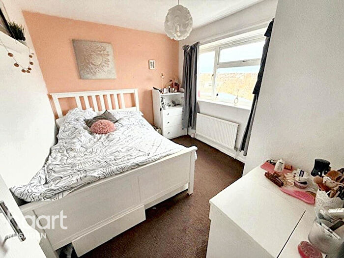 4 Bedroom Detached House For Sale In Chapmans Close, Wellingborough, NN29