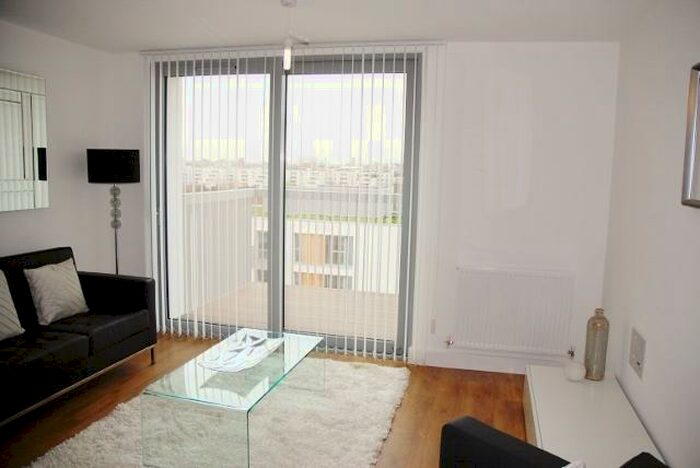 1 Bedroom Flat To Rent In Bramwell Way, Docklands, London, E16