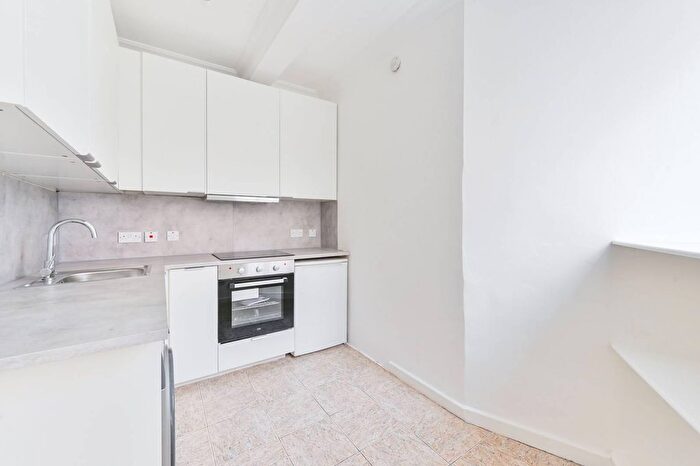 1 Bedroom Flat To Rent In George Street, Portman Estate, London, W1H