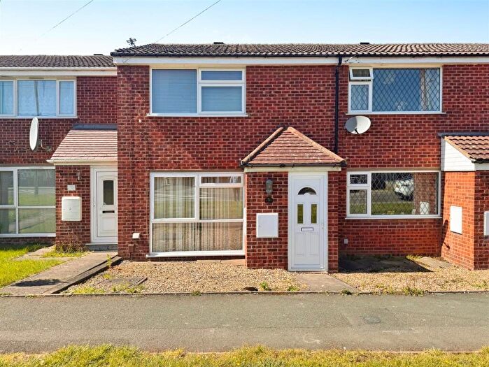 2 Bedroom Town House For Sale In Ashby Road, Hinckley, LE10