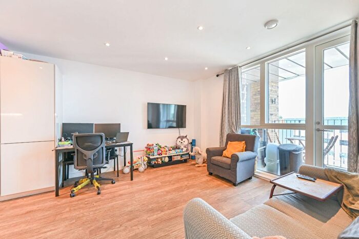 1 Bedroom Flat For Sale In Ealing Road, Alperton, Wembley, HA0