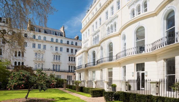 2 Bedroom Flat To Rent In Kensington Gardens Square, London, W2