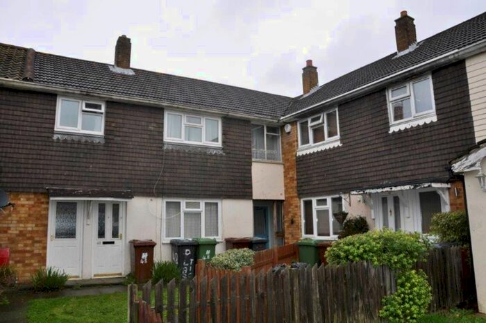 4 Bedroom Property To Rent In Ashwood Road, Potters Bar, EN6