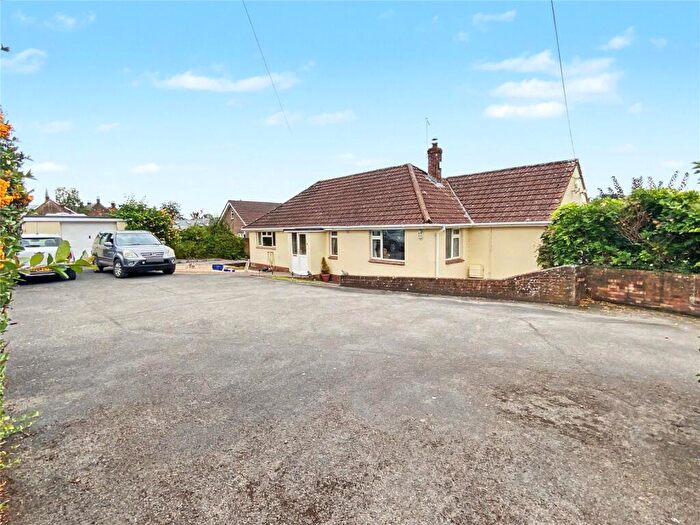3 Bedroom Bungalow For Sale In Grantlands, Commercial Road, Cullompton, Devon, EX15