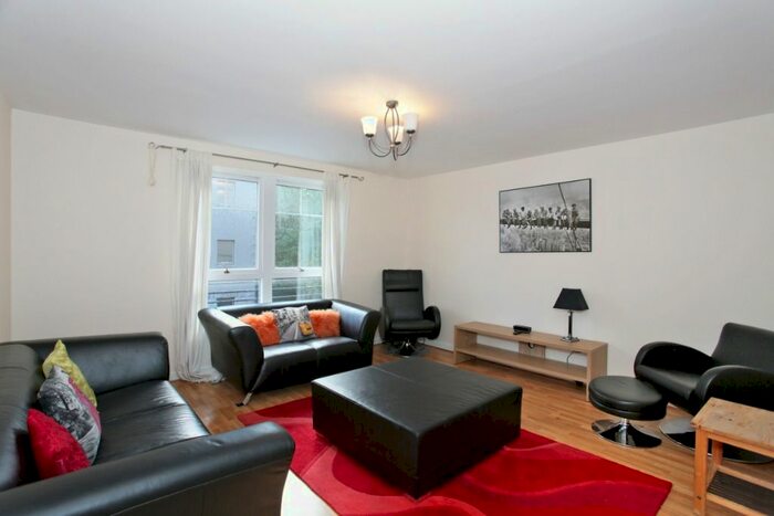 2 Bedroom Flat To Rent In Justice Mill Brae, City Centre, Aberdeen, AB11