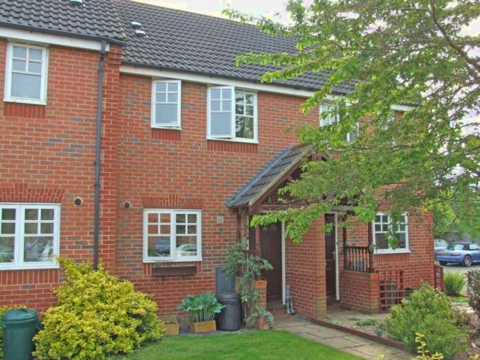 2 Bedroom Terraced House To Rent In Exe Close, Didcot, OX11