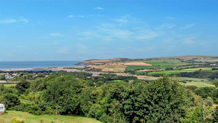 2 Bedroom Detached House For Sale In Ffordd Cilgwyn, Newport, Pembrokeshire, SA42