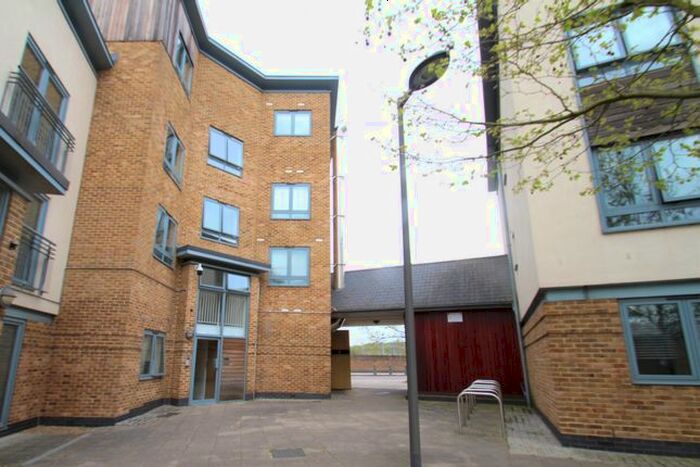 2 Bedroom Flat To Rent In Ballantyne Drive, Colchester, CO2