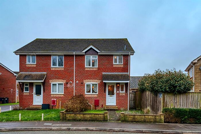 3 Bedroom Semi Detached House For Sale In Woodmills Close, Stalbridge, Sturminster Newton, DT10