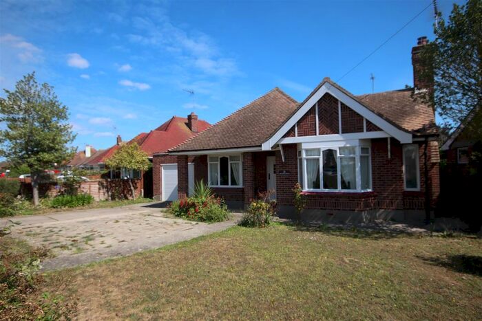 3 Bedroom Detached Bungalow To Rent In Arnold Road, Clacton-On-Sea, CO15