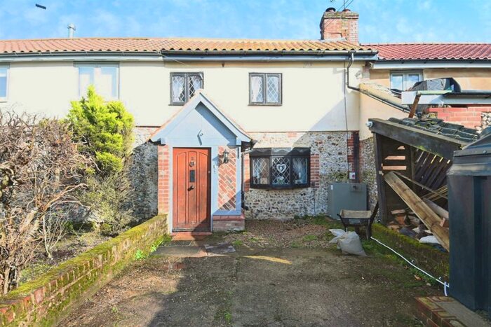 3 Bedroom Property For Sale In Thorpe Farm Cottages, Shadwell, Thetford, IP24