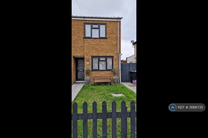 2 Bedroom End Of Terrace House To Rent In Elmore Road, Enfield, EN3